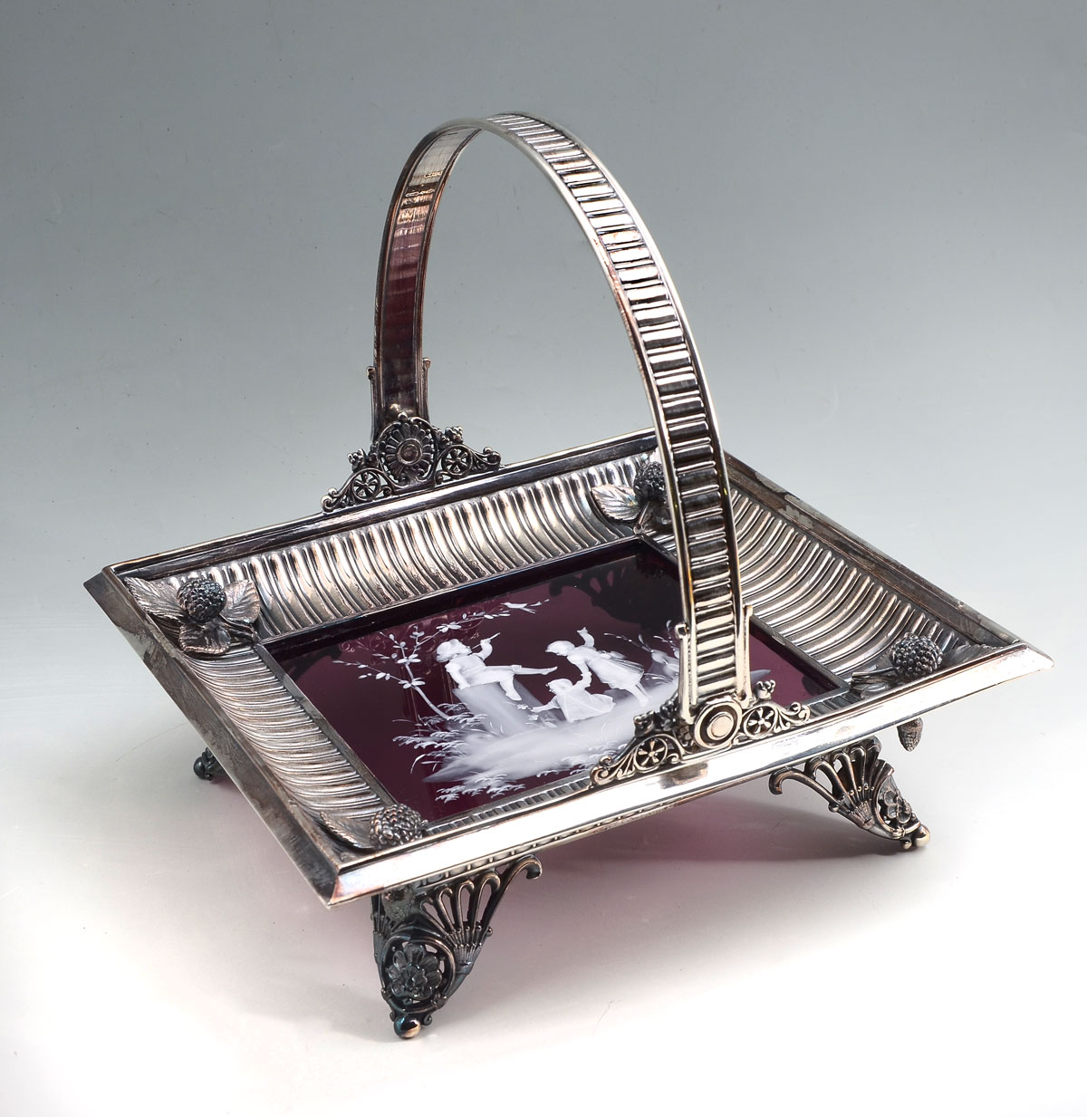 MARY GREGORY AMETHYST TRAY Square 36f37c