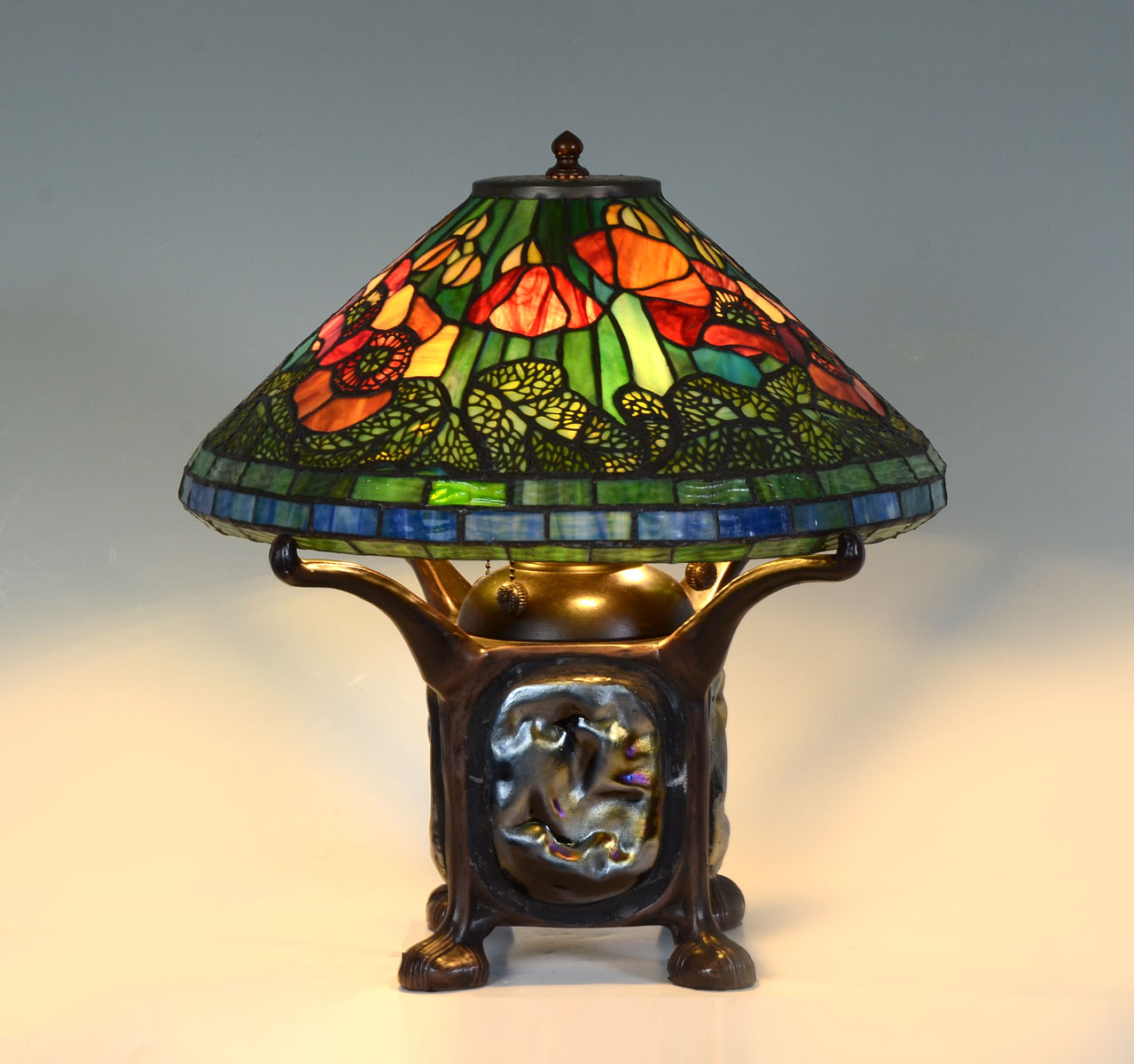 DALE TIFFANY STAINED GLASS LAMP  36f6d6