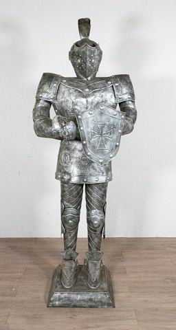 STAMPED TIN KNIGHT IN SUIT OF ARMORStamped 36fc68