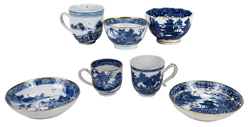 SEVEN CHINESE EXPORT BLUE AND WHITE 372659
