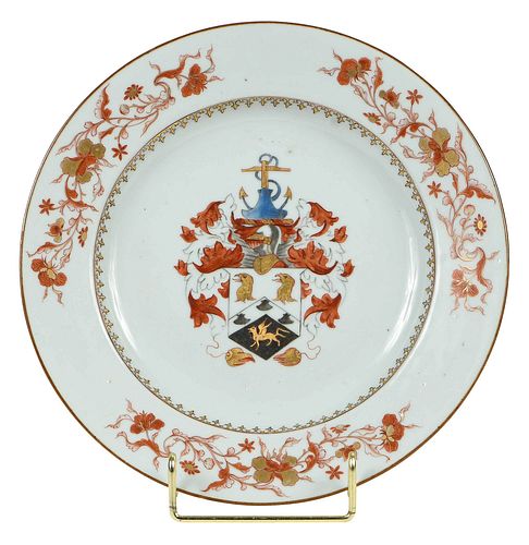 CHINESE EXPORT ARMORIAL PORCELAIN 372a38
