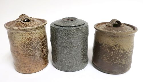 5 COVERED ART POTTERY JARS BY BYRON 373778