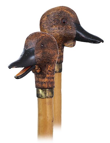 114 AUTOMATED DUCK HEAD CANE CA  373c43