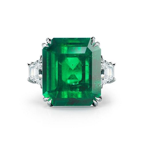 COLOMBIAN EMERALD RING WITH DIAMONDCOLOMBIAN 372012