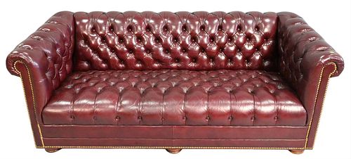LEATHER UPHOLSTERED CHESTERFIELD 37639d