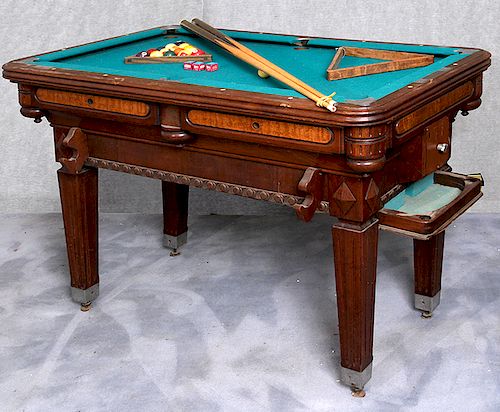 VICTORIAN STYLE POOL TABLEVICTORIAN 373e14