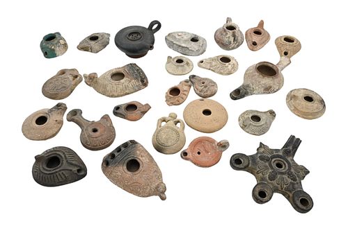 25 ANCIENT POTTERY OBJECTS25 Ancient 37401f