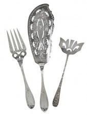 THREE STERLING SERVING PIECESfish 3775c0