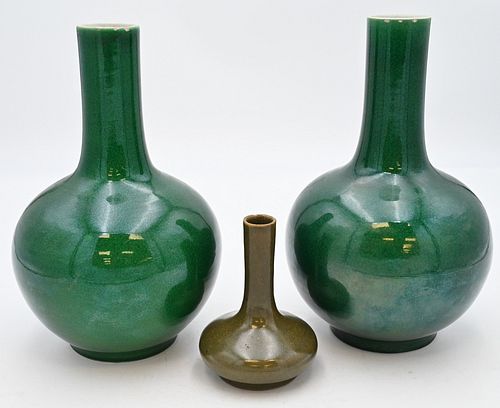 THREE CHINESE VASES TO INCLUDE 37864a