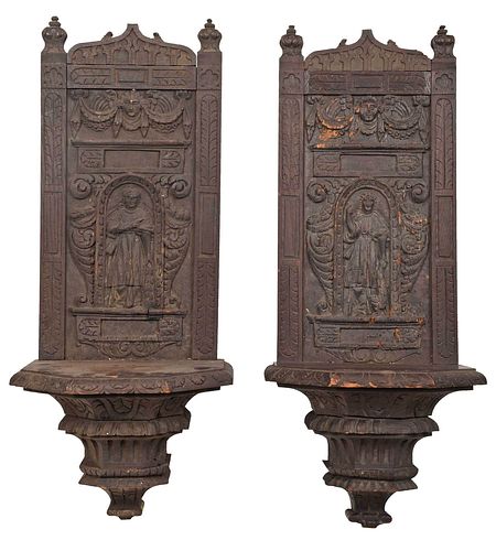 PAIR GOTHIC OR GOTHIC STYLE CARVED 37a70b
