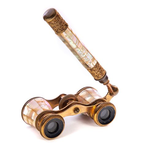 MOTHER PEARL OPERA GLASSES WITH 37ca11