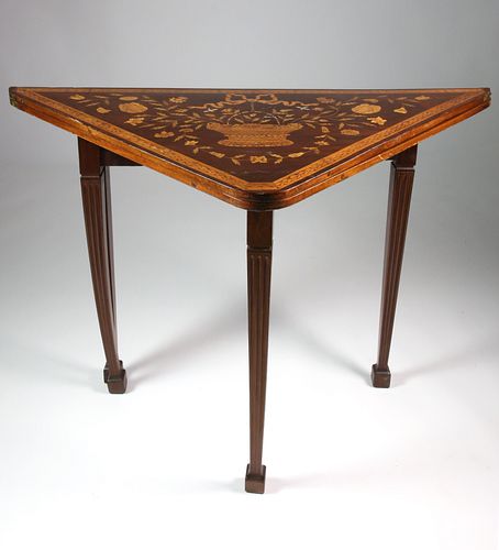 DUTCH MARQUETRY AND FIGURED MAHOGANY 37d071