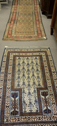 TWO ORIENTAL RUGS TO INCLUDE CAUCASIAN 37b3f1