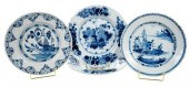 FOUR BRITISH DELFTWARE CHINOISERIE PLATESattributed