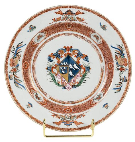 CHINESE EXPORT ARMORIAL PORCELAIN 37bef8