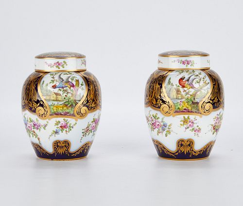 PAIR OF FRENCH OLD PARIS PORCELAIN 37f38a