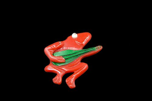 RED FROG MOVEABLE ARM BAKELITE 37dcc9