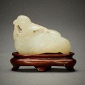 FINELY CARVED CHINESE MING JADE BIRDFinely