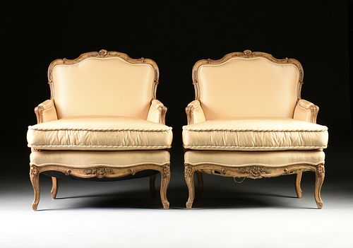A PAIR OF LOUIS XV STYLE PAINTED 3810ff