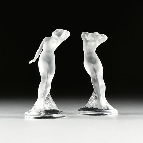 A PAIR OF VINTAGE LALIQUE STANDING 3816a2