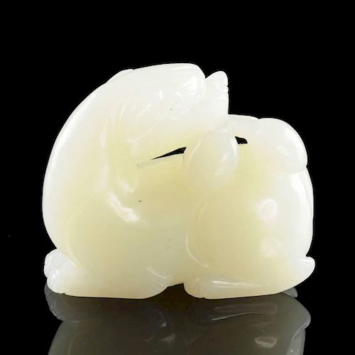 A CHINESE CARVED WHITE PALE GREEN 381c9d