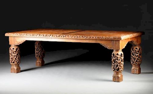 A SPANISH COLONIAL STYLE CARVED 381d02