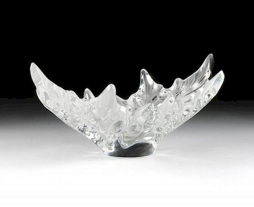 A LARGE LALIQUE FROSTED AND CLEAR 381db7