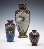 GROUPING OF THREE JAPANESE CLOISONNE 38229c