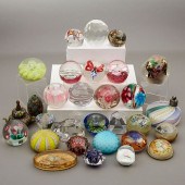 LARGE GROUP OF EUROPEAN AND MURANO GLASS