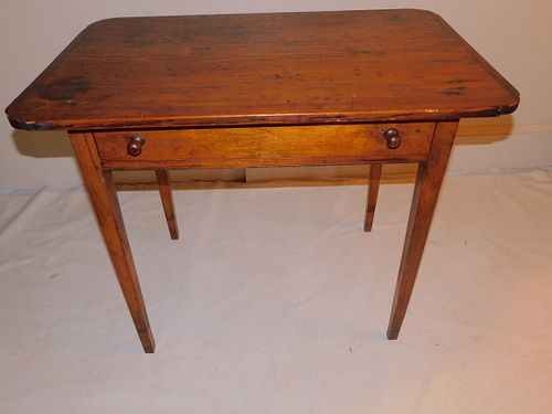 ANTIQUE COUNTRY TAVERN TABLEAntique 3842f6