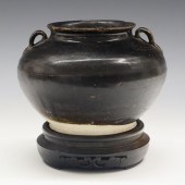 10TH CENTURY CHINESE POTTERY VASEA 10th