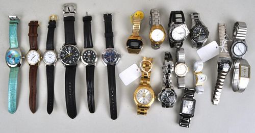 LARGE LOT CONTEMPORARY WRISTWATCHESincluding 382a76
