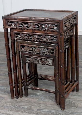 CHINESE NESTING TABLESSet of four 385680