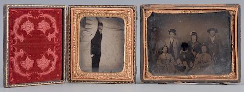 2 AMBROTYPES INCL POST MORTEMTwo 3888ac