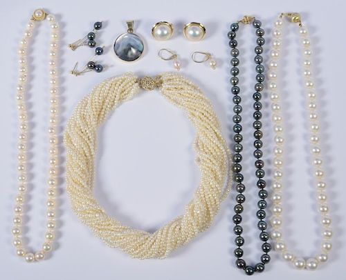 GROUP OF PEARL JEWELRY 8 ITEMS1st 38909a