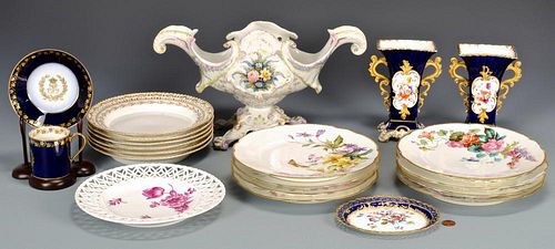 LARGE GROUPING OF EUROPEAN PORCELAIN1st 389313