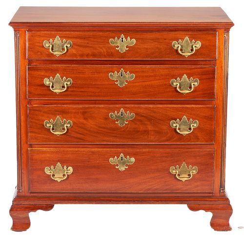 AMERICAN CHIPPENDALE MAHOGANY CHEST 388068
