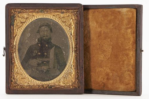AMBROTYPE OF ARMED TN CSA SOLDIER  388316