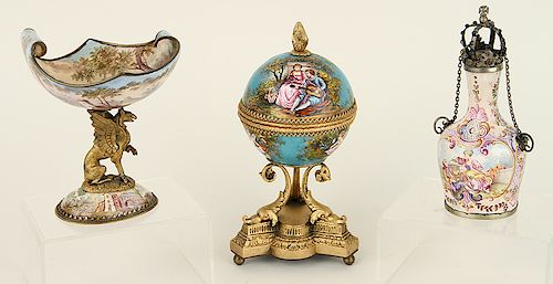 COLLECTION OF THREE VIENNESE ENAMELED 38b88f