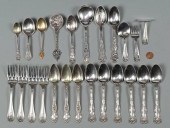 GROUP OF STERLING SILVER FLATWAREGroup 389d63