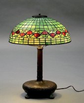TIFFANY TABLE LAMPFine Tiffany table