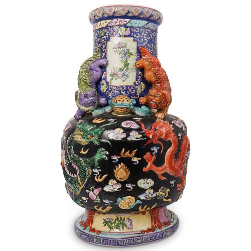 CHINESE HIGH RELIEF FIGURAL BOTTLE 3914e2