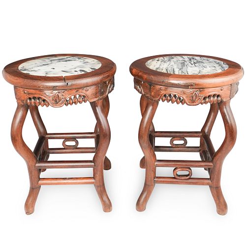  2 PC CHINESE CARVED WOOD STANDS 39165a