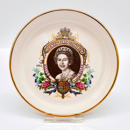 LORD NELSON POTTERY PLATE, QUEEN ELIZABETH