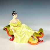AT EASE HN2473 - ROYAL DOULTON FIGURINEArtist: