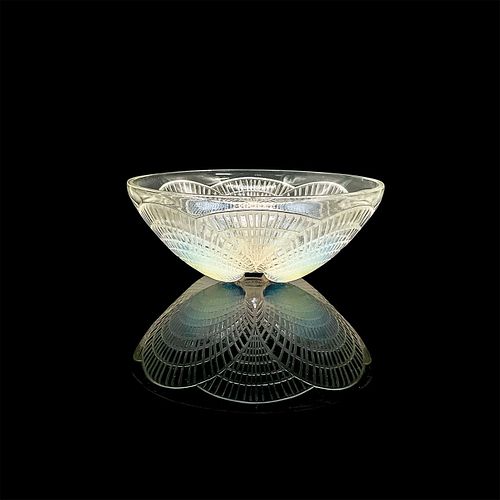 RENE LALIQUE GLASS BOWL COQUILLES 394529