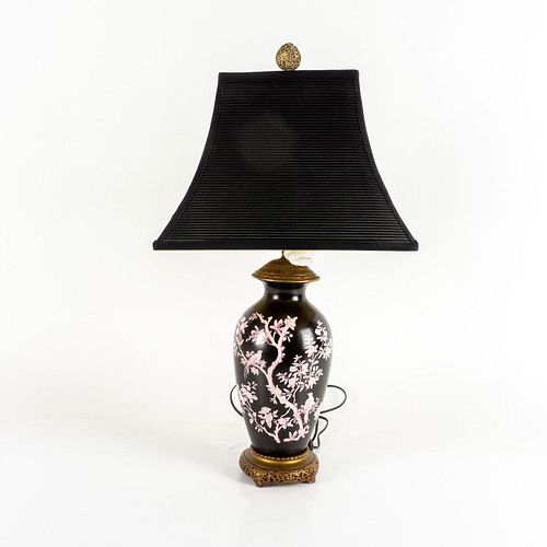 ASIAN STYLE BLACK TABLE LAMP WITH