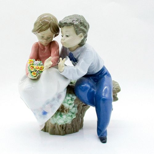 JUST A LITTLE KISS 1005701 LLADRO 396adc