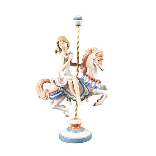 LLADRO FIGURAL GROUP GIRL ON CARROUSEL 399a92