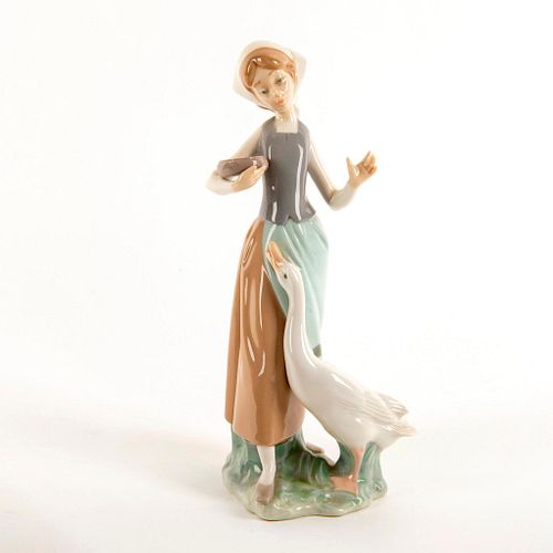 GIRL WITH DUCK 1011052 LLADRO 398df6